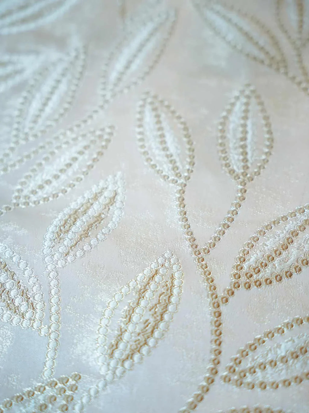 Luxury Thick Lined Damask Table Runner