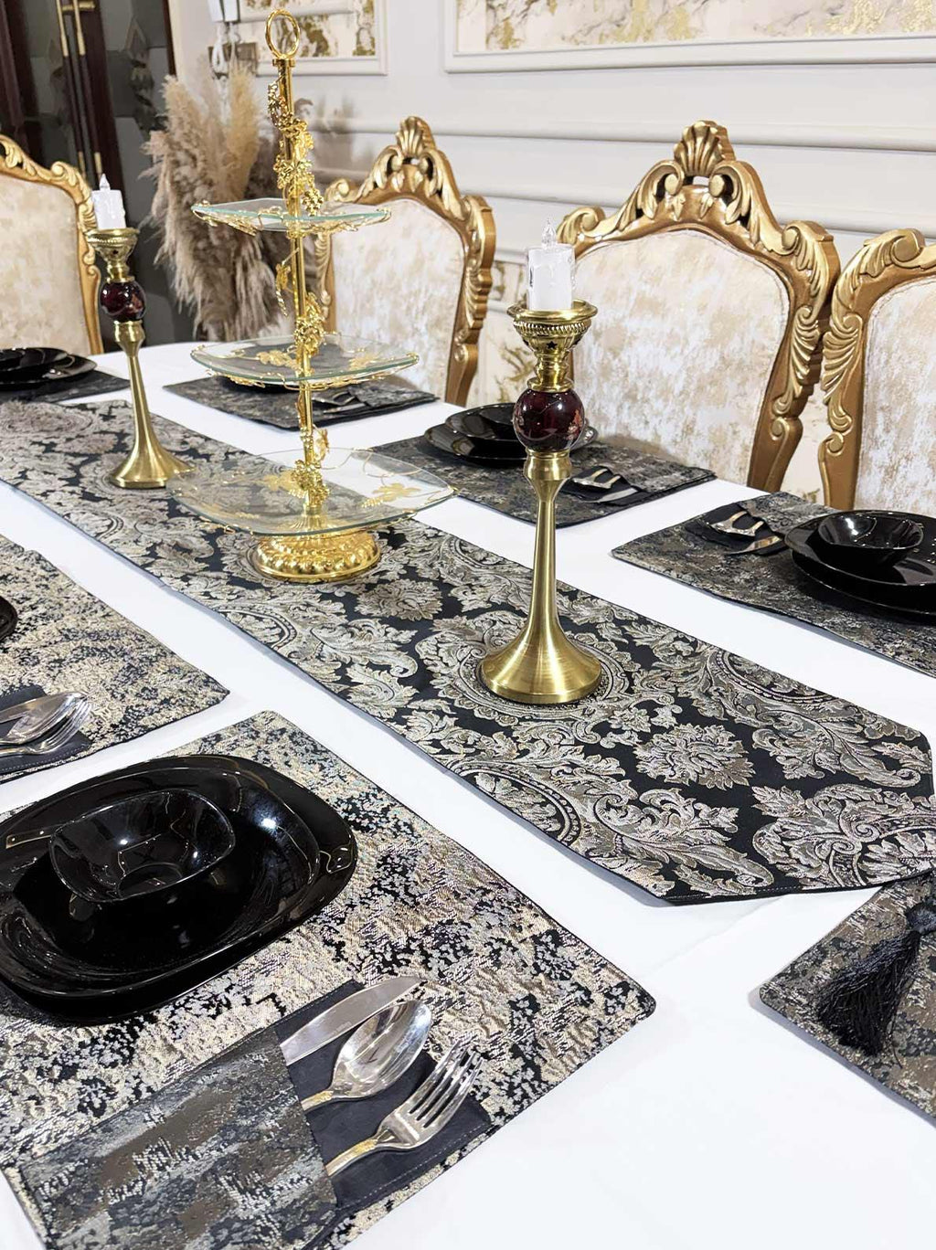 Baroque Majesty Table Runner