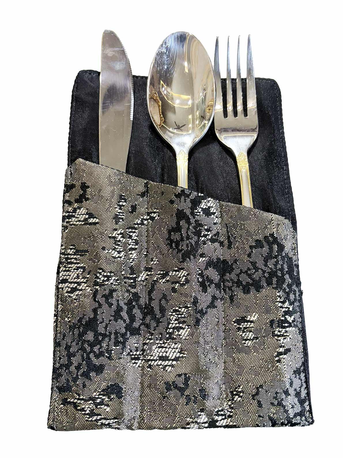 Baroque Majesty Table Runner Set