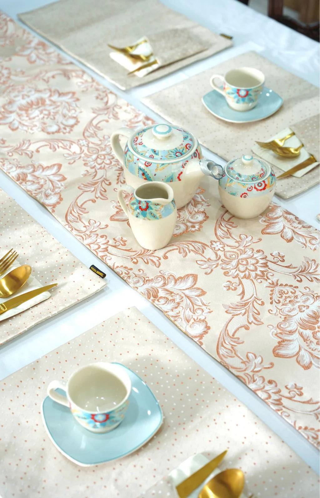 Pink Golden Damask Runner