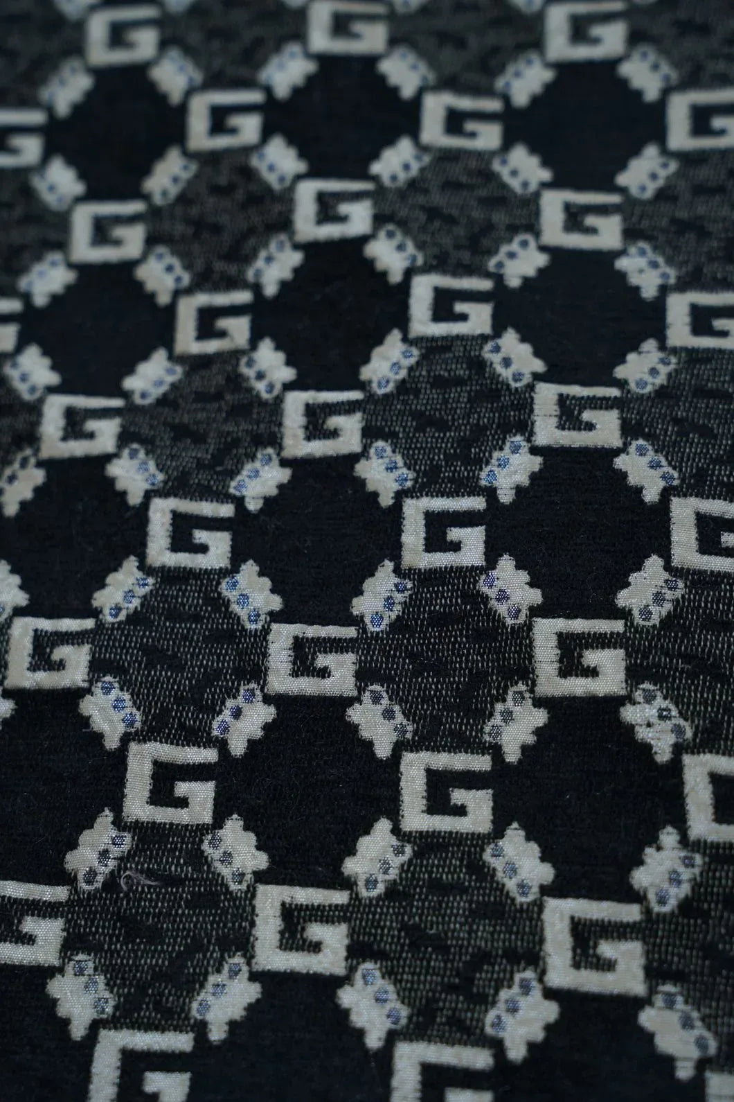 Black Velvet Table Runner Set