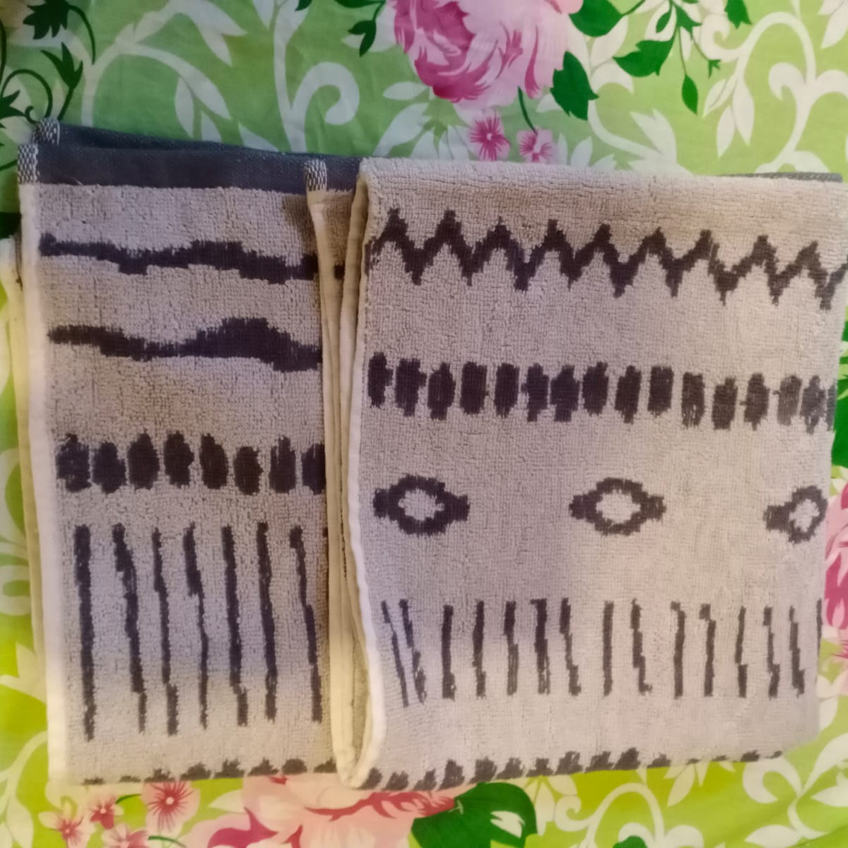 Bath Towel Charcoal Chevron