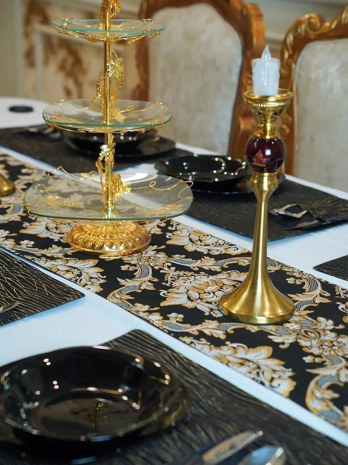 River Stone Damask Table Runner Set